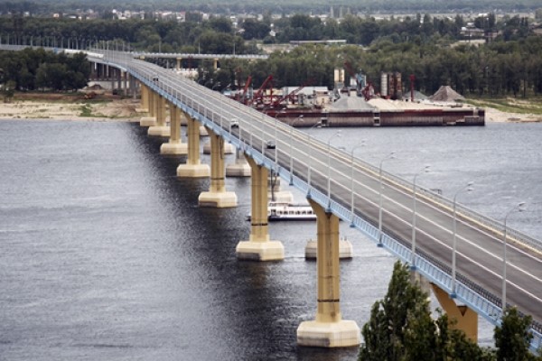 Автодорожный &quot;танцующий&quot; мост через Волгу в Волгограде в Среднюю Ахтубу (проект)
